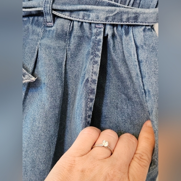 American Eagle shorts size small - Picture 2 of 4